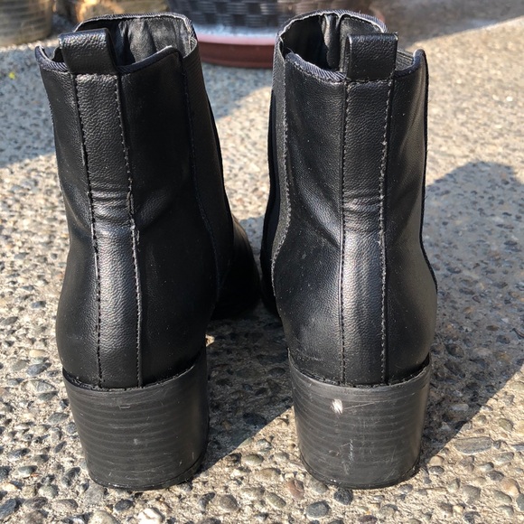 ASOS Black Pointed Ankle Boots - Picture 4 of 4